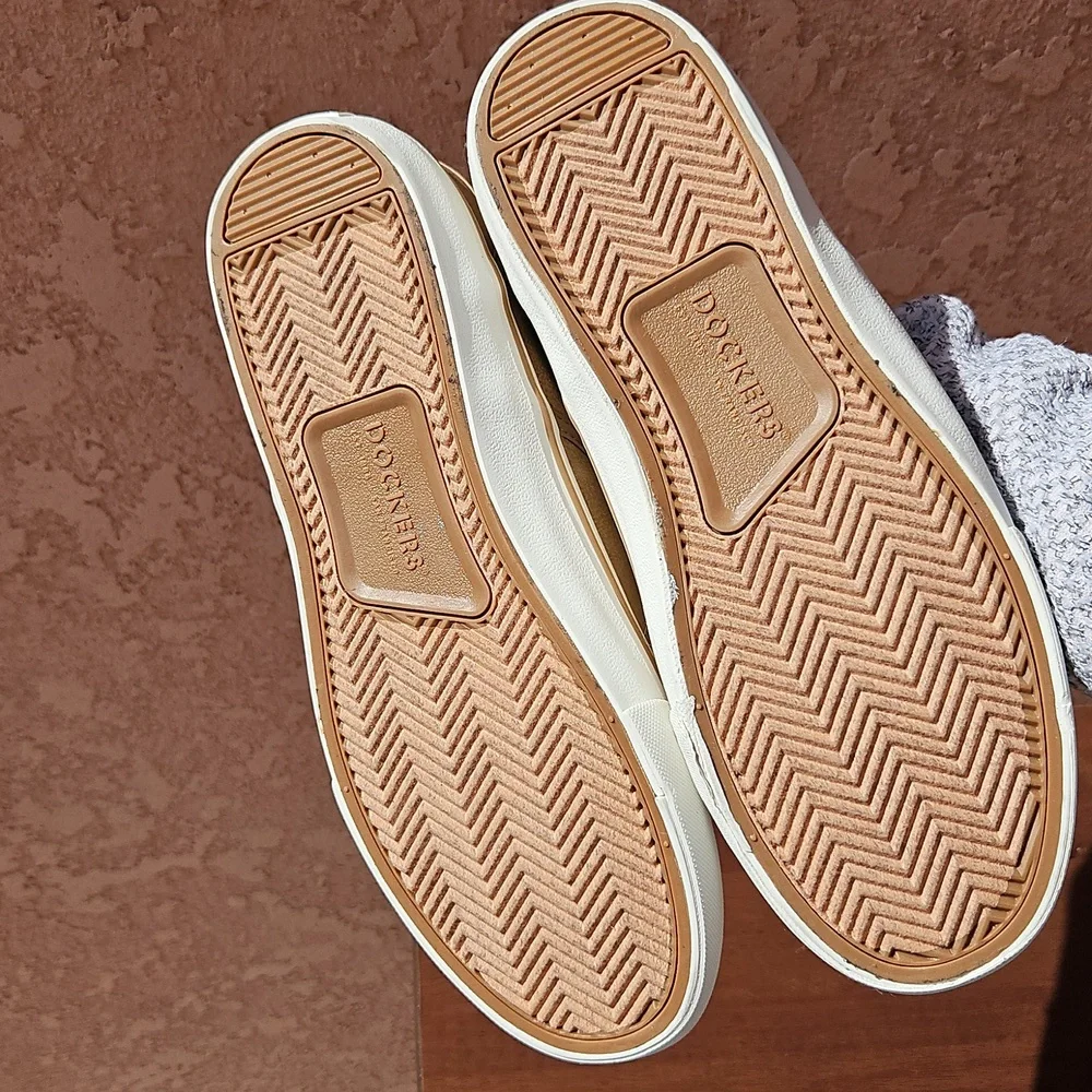 Dockers Tan Faux Leather Lace-up Sneakers Tennis Shoes 8.5 - Picture 9 of 10